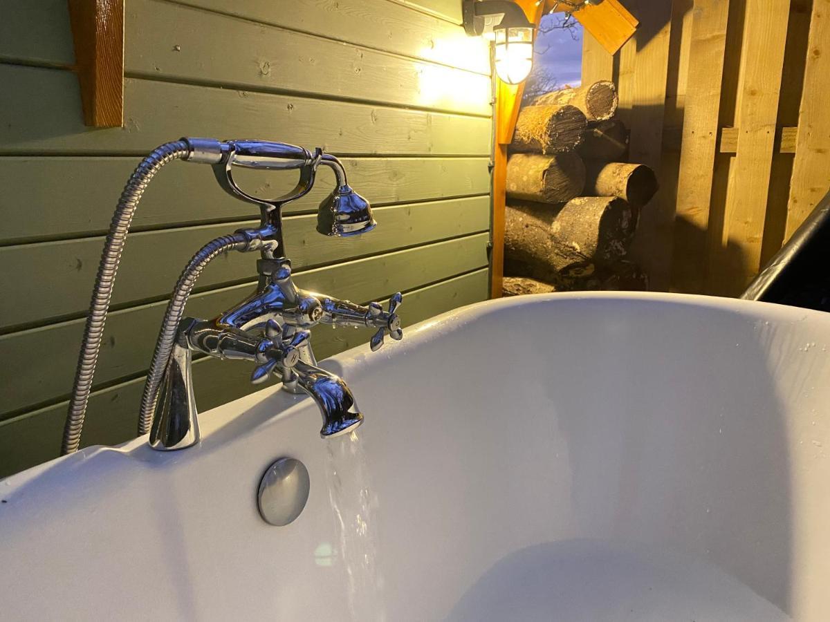 Cozy Carluke Lodge Retreat Extérieur photo